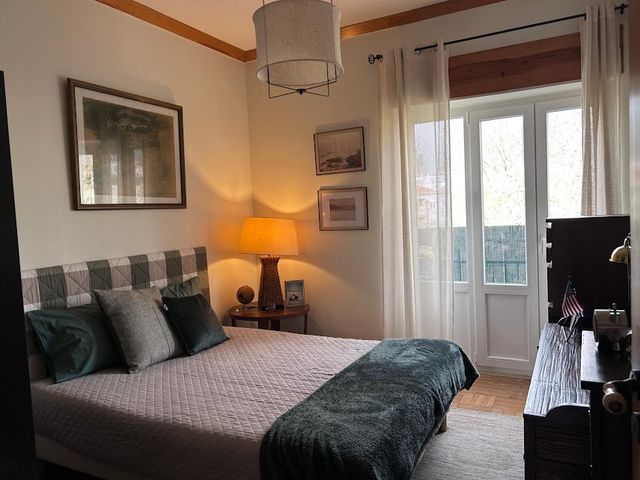 Excellent 4 bedroom flat - Before