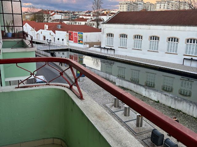 Refurbished 2-bedroom apartment for sale 5 / 5