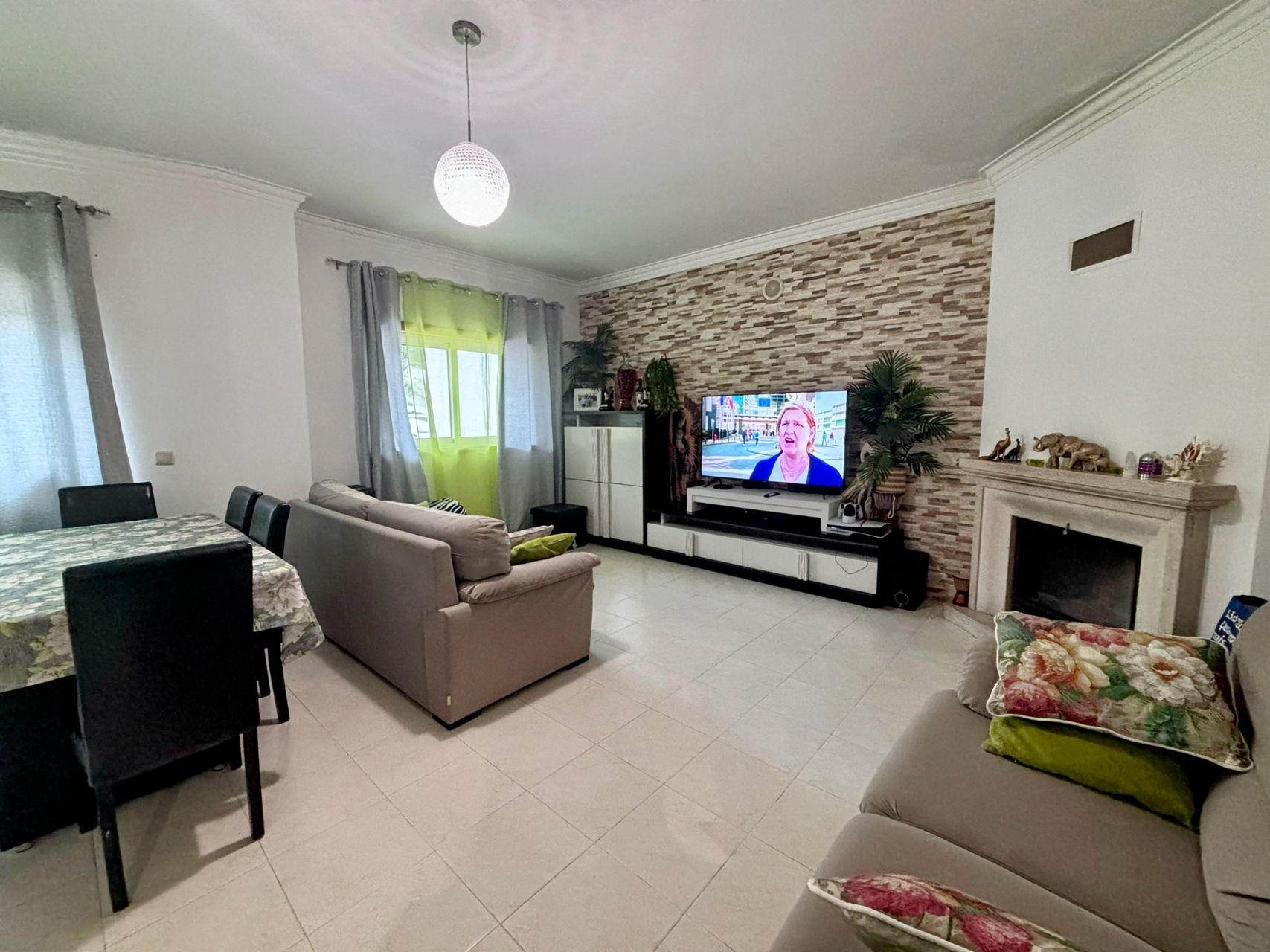 Excellent 2-bedr. apartment with garage 3 / 5