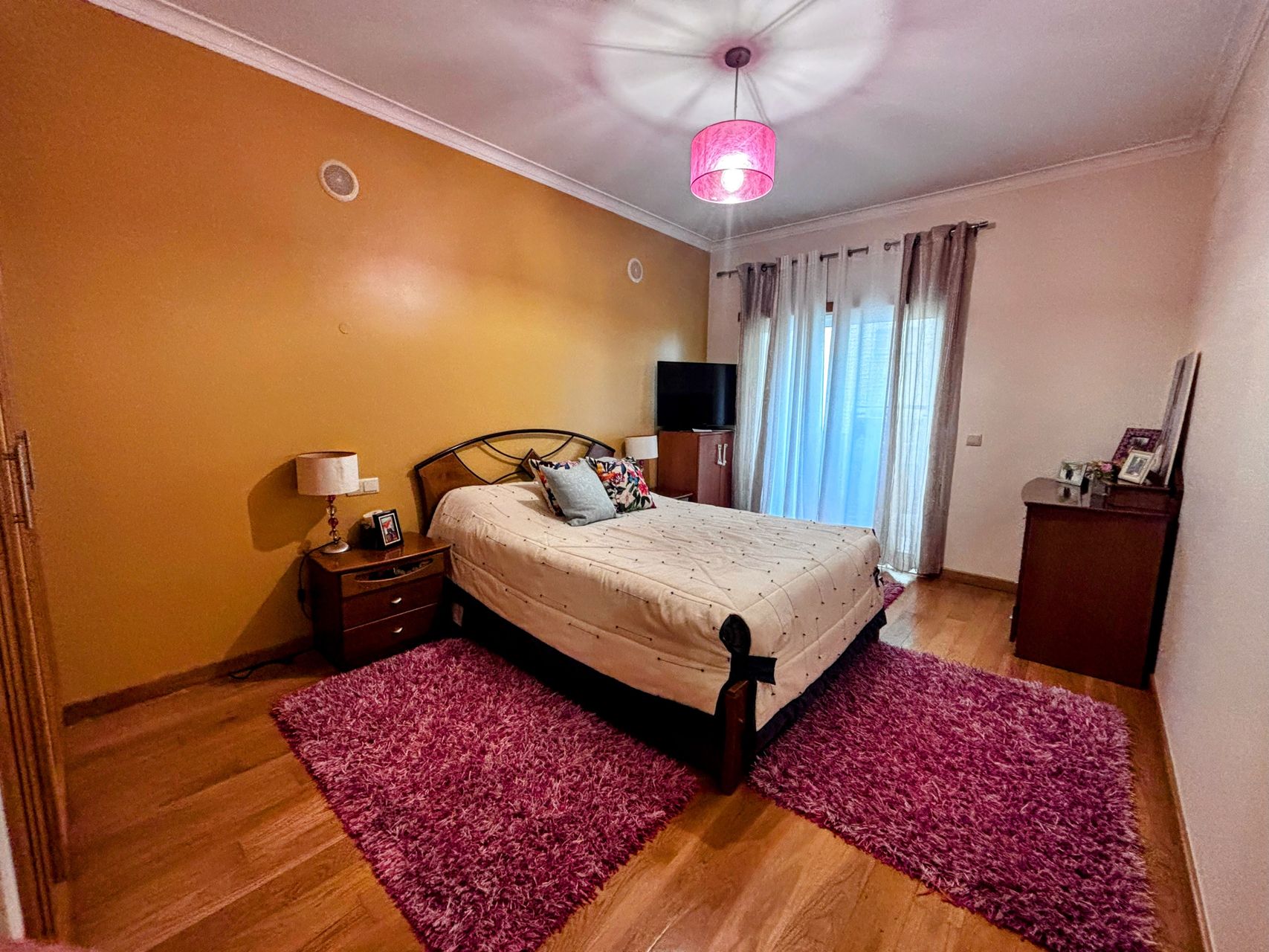 Excellent 2-bedr. apartment with garage - Before