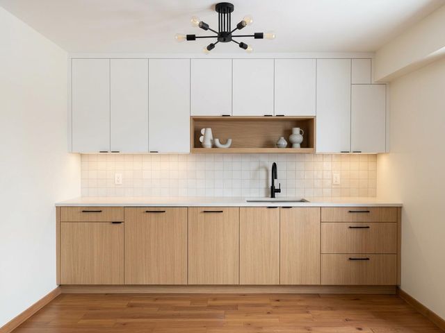 Excellent 4 bedroom flat - After