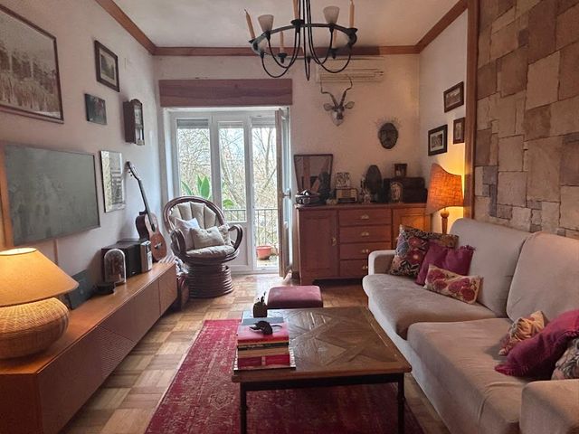 Excellent 4 bedroom flat - Before